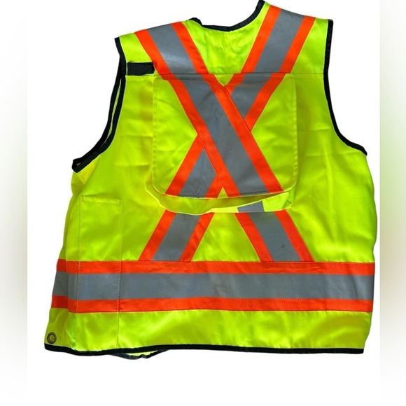 High-Visibility Safety Vest with Reflective Stripes - Picture 4 of 4